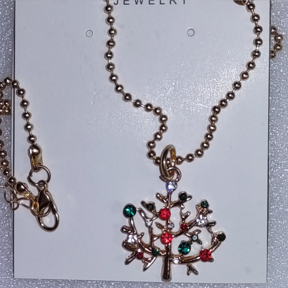 Christmas Tree Pendant on Goldtone Steelball Chain - Picture 8 of 10